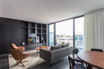 Apartment Hotel East Central - Sunshine Coast Guide 39