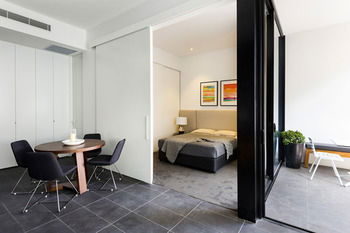 Apartment Hotel East Central - Sunshine Coast Guide 44