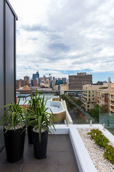 Apartment Hotel East Central - Sunshine Coast Guide 46