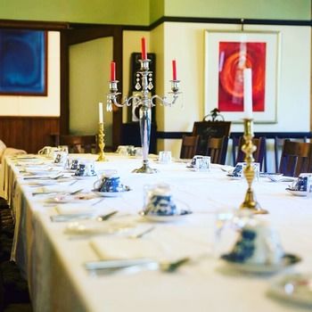 Strathvea Guest House - Sunshine Coast Guide 2