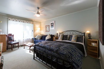 Strathvea Guest House - Sunshine Coast Guide 8