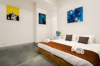 Anchor On Little Collins - Southern - Sunshine Coast Guide 5