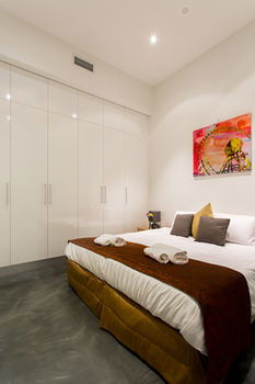 Anchor On Little Collins - Southern - Sunshine Coast Guide 7