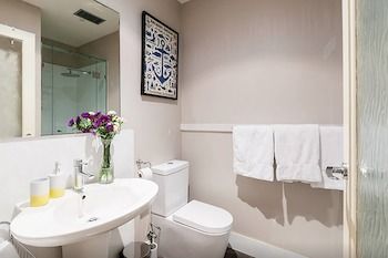 Anchor On Little Collins - Southern - Sunshine Coast Guide 23