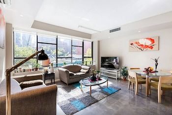 Anchor On Little Collins - Southern - Sunshine Coast Guide 36