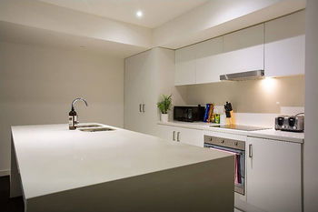 Anchor On Little Collins - Southern - Sunshine Coast Guide 71