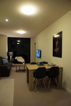 Apartments Of Melbourne Collins Street - Sunshine Coast Guide 6