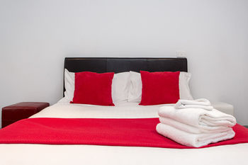 ABC Accommodation - Flinders - Sunshine Coast Guide 0