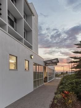Best Western Plus Lake Kawana Hotel - Sunshine Coast Guide 6