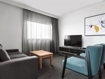 Best Western Plus Lake Kawana Hotel - Sunshine Coast Guide 16