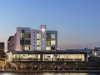 Best Western Plus Lake Kawana Hotel - Sunshine Coast Guide 23