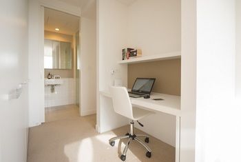 Apartment2c - Georgia - Sunshine Coast Guide 5