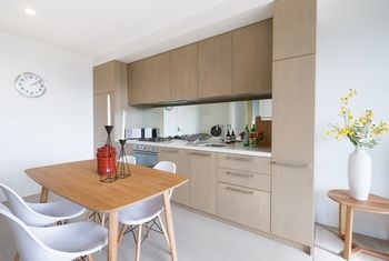 Apartment2c - Georgia - Sunshine Coast Guide 8