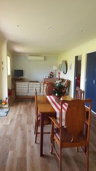 The Wattle Lodge - Sunshine Coast Guide 30