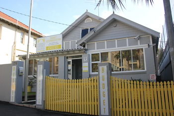 Coogee Beachside Budget Accommodation - Hostel - Sunshine Coast Guide 2