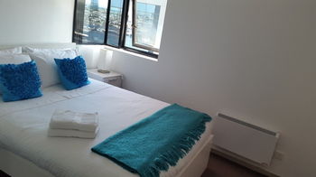 Apartment View Docklands Melbourne - Sunshine Coast Guide 7