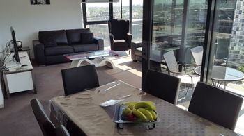 Apartment View Docklands Melbourne - Sunshine Coast Guide 10