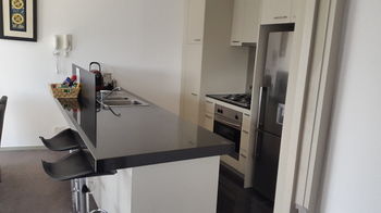 Apartment View Docklands Melbourne - Sunshine Coast Guide 11