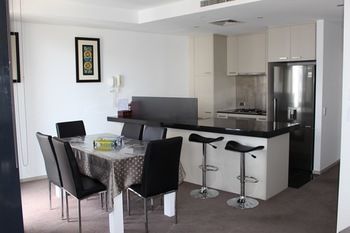 Apartment View Docklands Melbourne - Sunshine Coast Guide 12