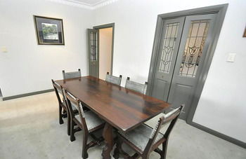 Kingsford 12 Shaw Furnished Apartment - Sunshine Coast Guide 2