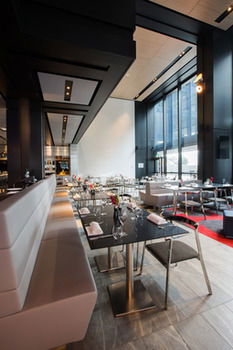 Pullman Sydney Airport - Sunshine Coast Guide 0