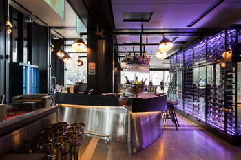 Pullman Sydney Airport - Sunshine Coast Guide 6