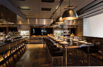 Pullman Sydney Airport - Sunshine Coast Guide 11