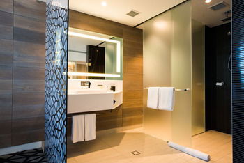 Pullman Sydney Airport - Sunshine Coast Guide 25