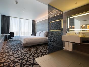 Pullman Sydney Airport - Sunshine Coast Guide 90