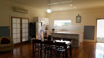 Coppers Hill Private Accommodation - Sunshine Coast Guide 18