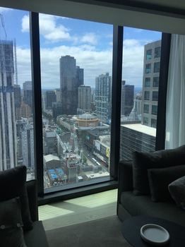 Apartments Melbourne Domain - CBD Lofts - Sunshine Coast Guide 3