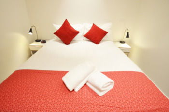 Apartments Melbourne Domain - CBD Lofts - Sunshine Coast Guide 19