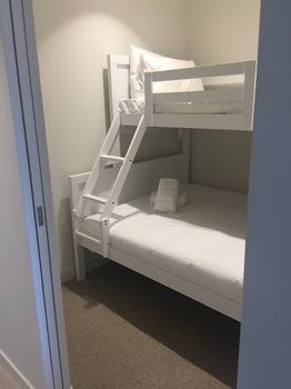 Apartments Melbourne Domain - CBD Lofts - Sunshine Coast Guide 47