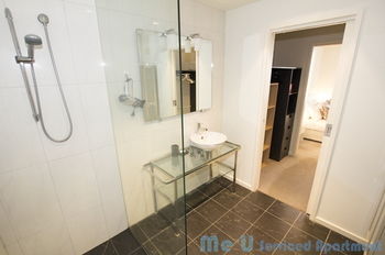 Carlson View Apartment - 68 LaTrobe St - Sunshine Coast Guide 2