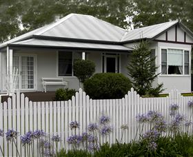 Addlestone House Bed & Breakfast - Sunshine Coast Guide 1
