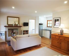 Tahara Cottage - Sunshine Coast Guide 0