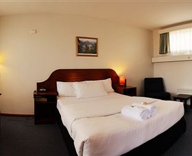 City View Motel - Sunshine Coast Guide 3