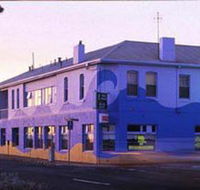 Beach Hotel - Sunshine Coast Guide