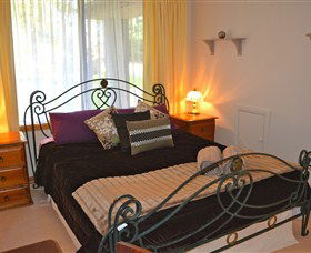 Country View Stays - Sunshine Coast Guide 3