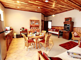 Cable Station Restaurant And Accommodation - Sunshine Coast Guide 1