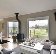 Traquair Estate - Sunshine Coast Guide