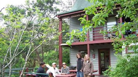Great Ocean Road Cottages & Backpackers - Sunshine Coast Guide 1