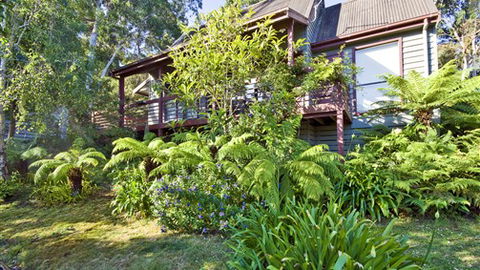 Great Ocean Road Cottages & Backpackers - Sunshine Coast Guide 5