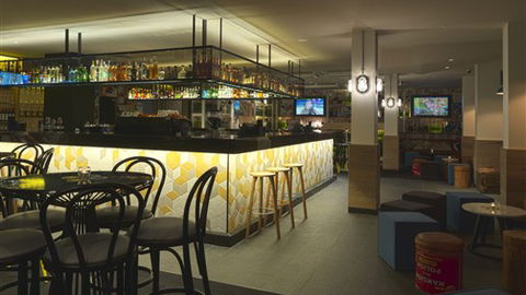 QT Falls Creek Resort - Sunshine Coast Guide 7