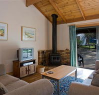 Surf Coast Cabins in Aireys Inlet - Sunshine Coast Guide