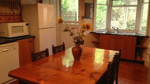 Annadale House - Sunshine Coast Guide 2