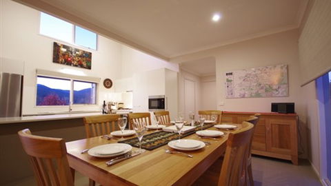 Cadence At Bright - Sunshine Coast Guide 2