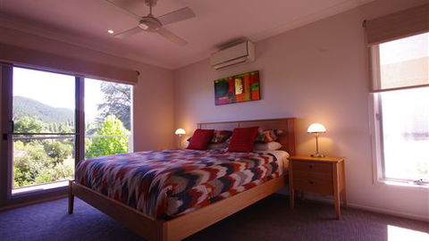 Cadence At Bright - Sunshine Coast Guide 4