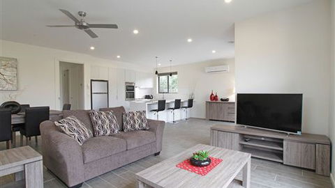 Allara House - Sunshine Coast Guide 1