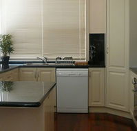 River View Holidays - Sunshine Coast Guide